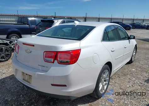 2015 Chevrolet Malibu 1Lt z USA, uszkodzony, nr VIN 1G11C5SL1FF294104